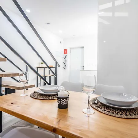 Duplex-port-valencia * فالنسيا